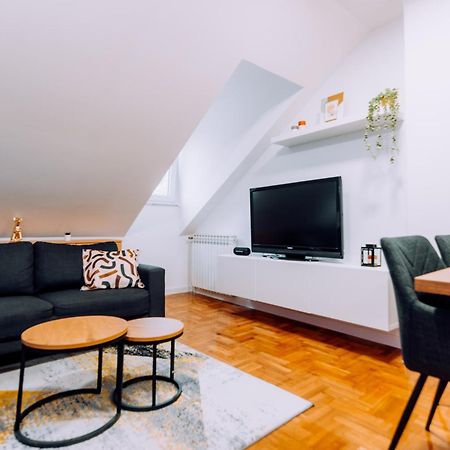 Apartment Sara Загреб Екстериор снимка